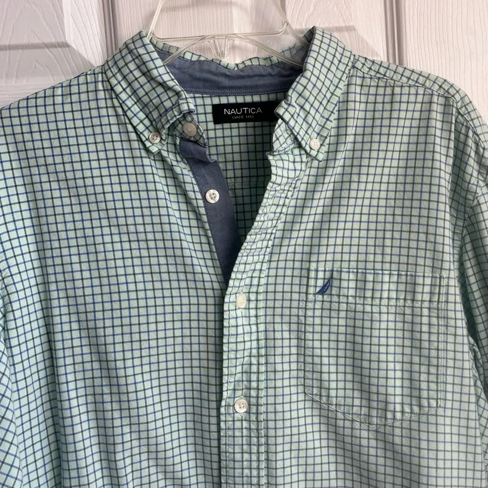 Nautica Long Sleeve Button Down Shirt Mens Medium Green Blue Plaid Check Coastal - Picture 2 of 11